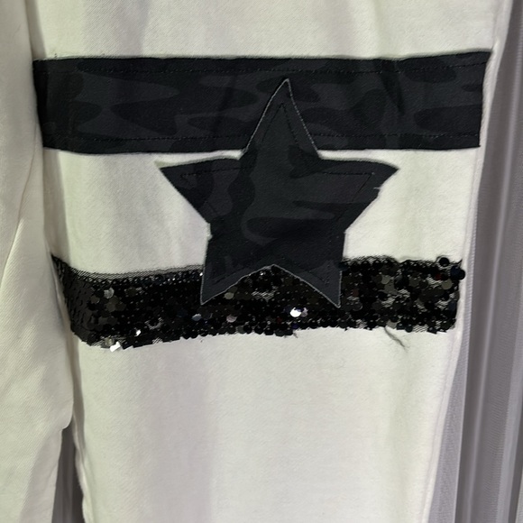 Black and white stylish Venus sweat pants! - Picture 3 of 8